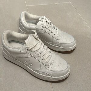Alo recovery mode sneaker - size 8 women